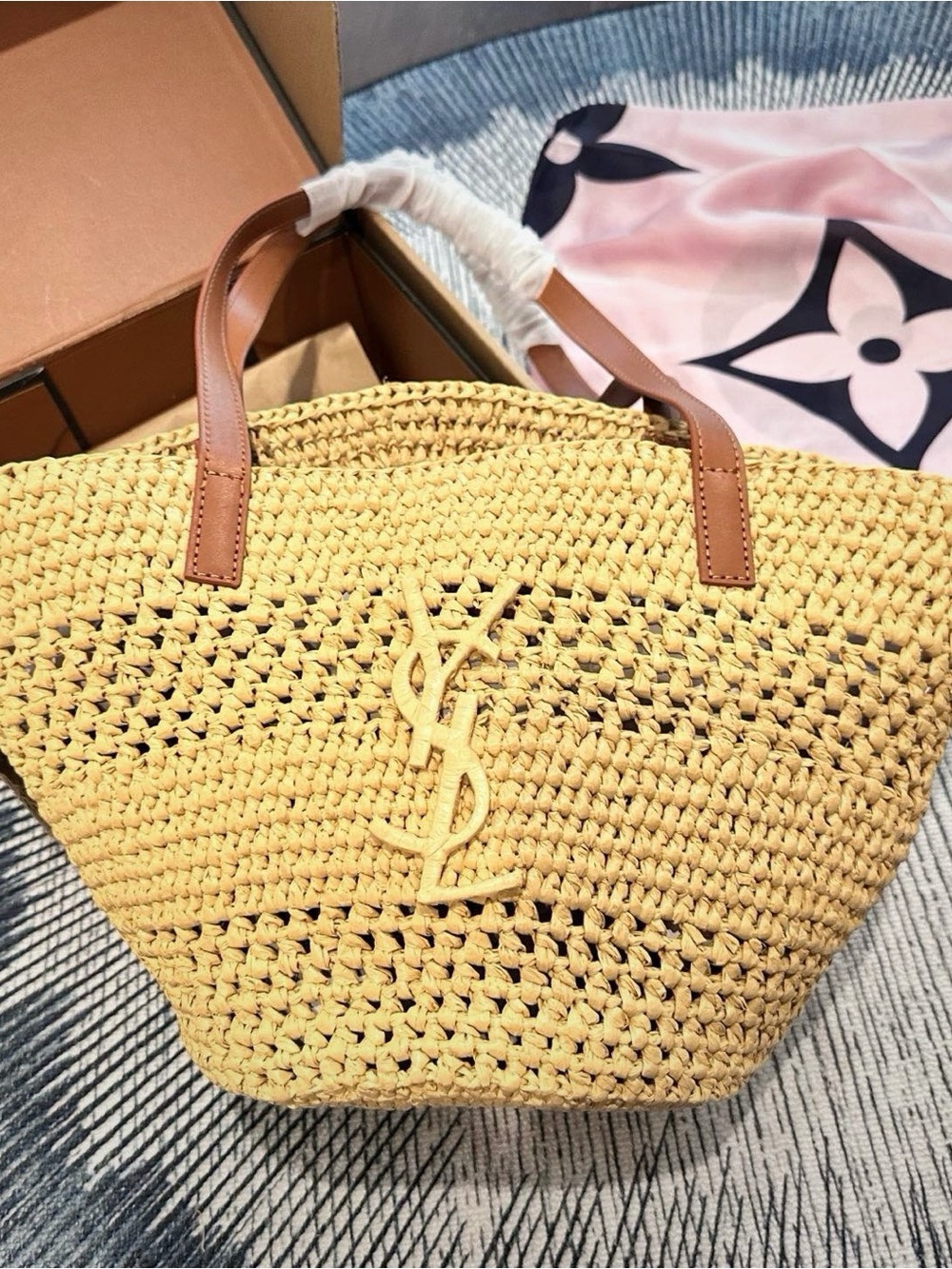 Saint Laurent Natural Straw Tote with Tan Leather Straps - Picture 3 of 7